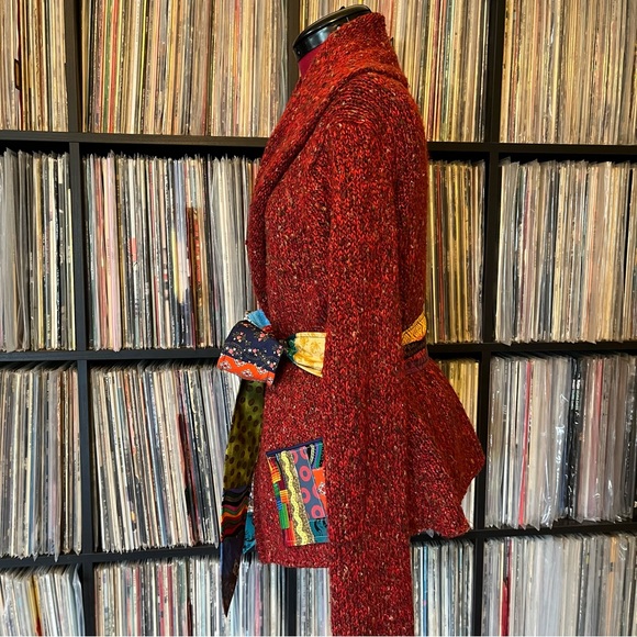 hooded patchwork wrap fishman donuts cozy winter pocket PHISH 💙⭕️🍁 - Picture 4 of 9